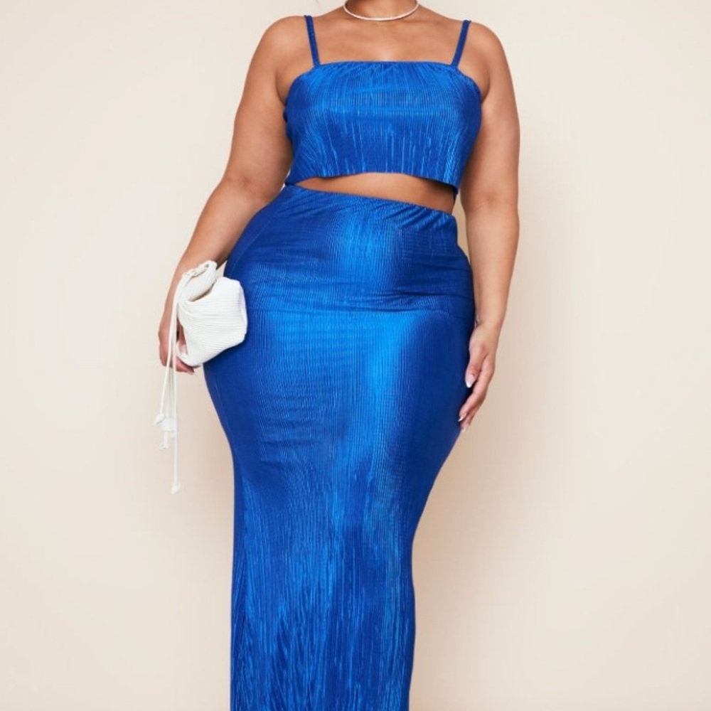 PLUS BRIGHT BLUE PLISSE MAXI SKIRT